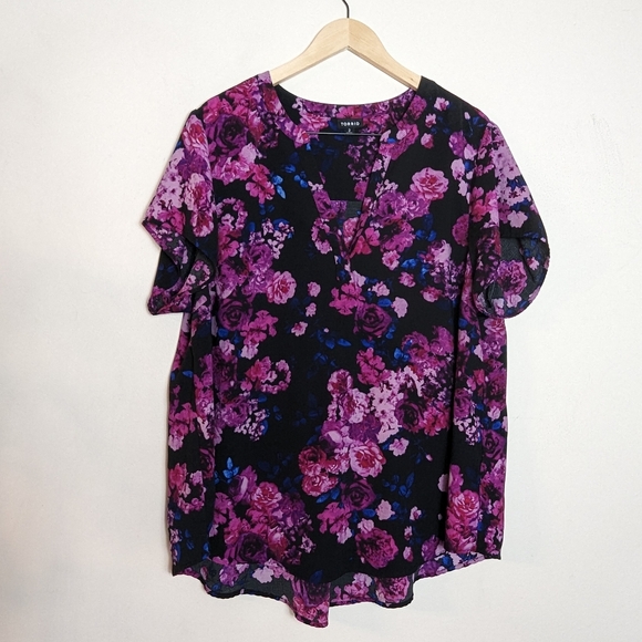 Torrid Floral Gauze Split Front Pullover Top - Picture 2 of 7